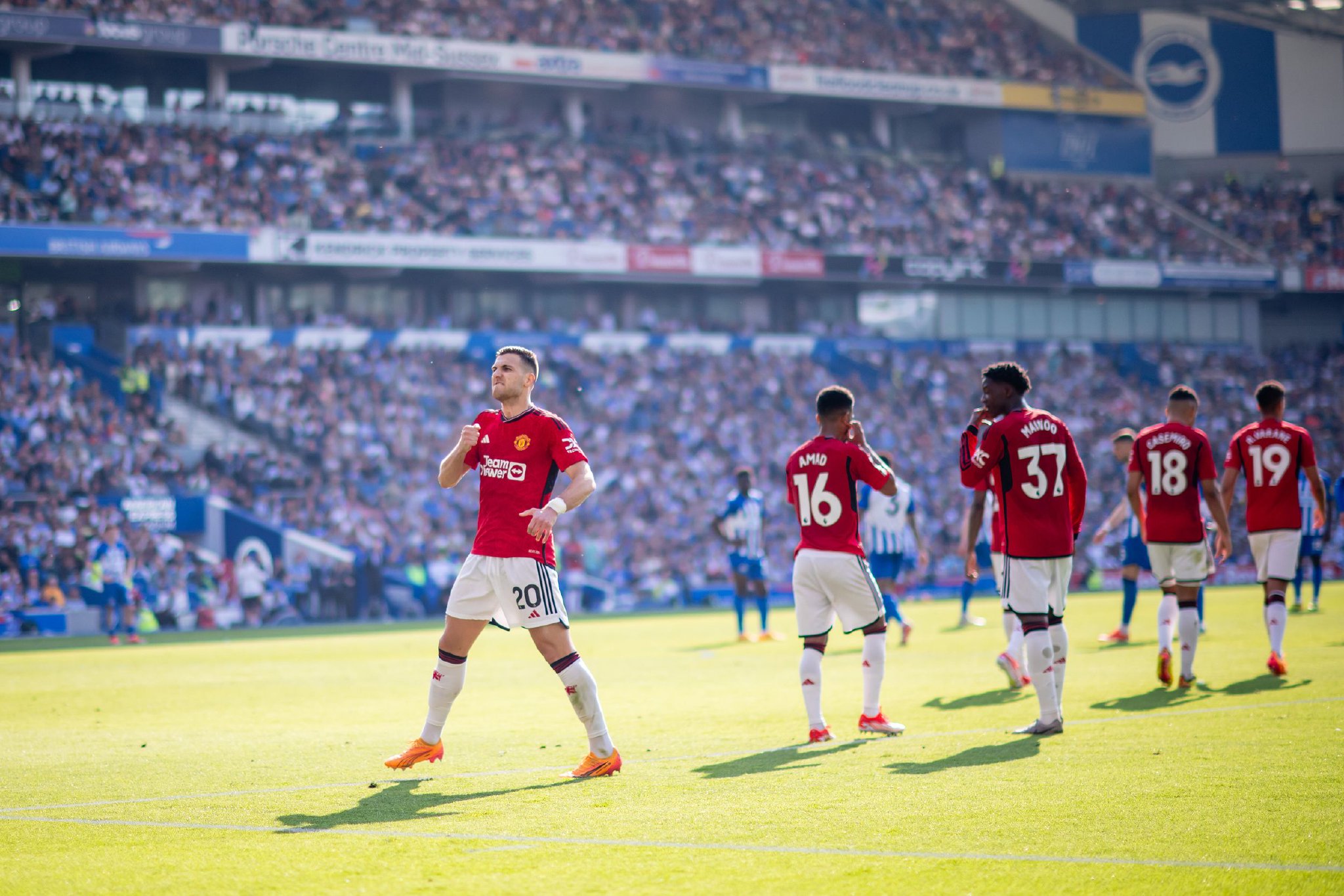 發更多對賽 發更多對賽